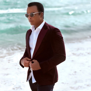 Jon Secada